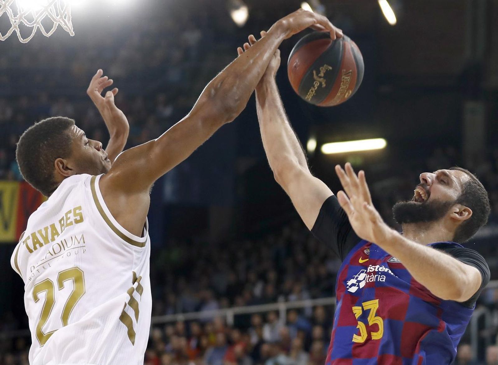 Tavares y Mirotic