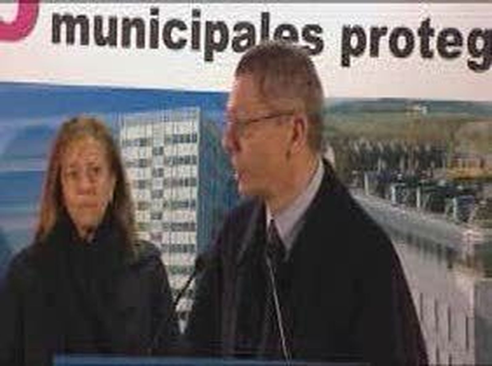 Gallardón entrega 356 vievinedas en el PAU de Vallecas