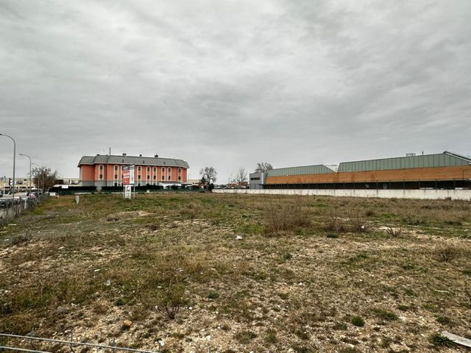 Terrenos para el futuro complejo empresarial de Arganda del Rey