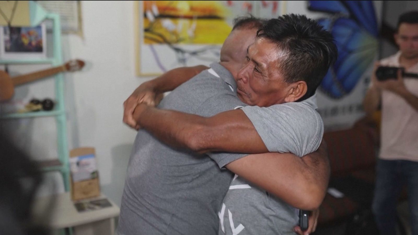 Detienen al padre de los niños rescatados en la selva colombiana por presunto abuso sexual