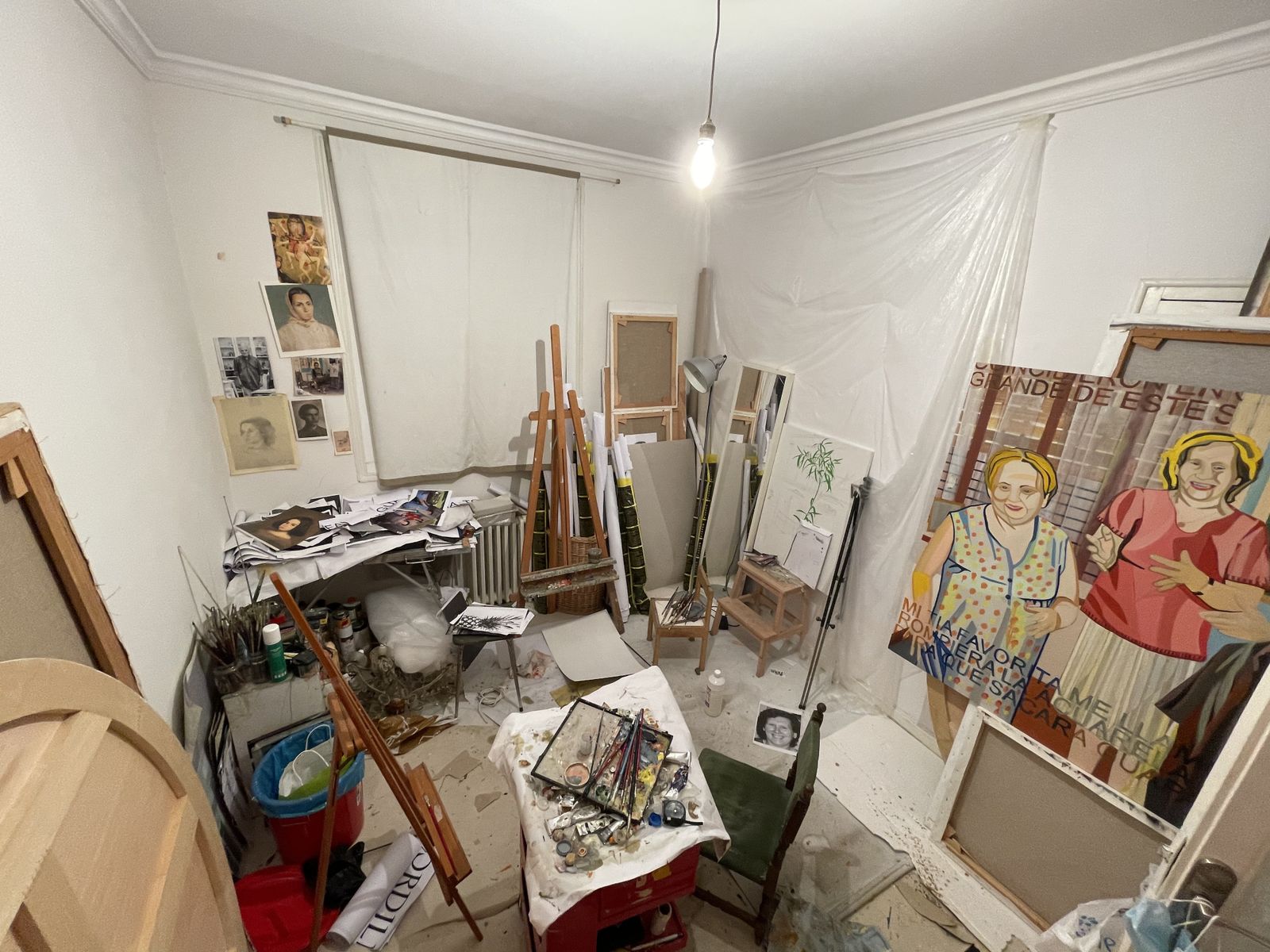 Y aquí tenemos el estudio de Pepe, en donde da rienda suelta a su creatividad.