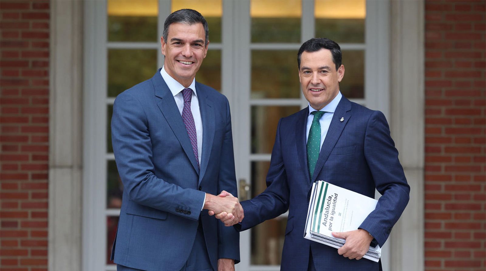 Sánchez se reúne con los presidentes del País Vasco, Galicia y Andalucía