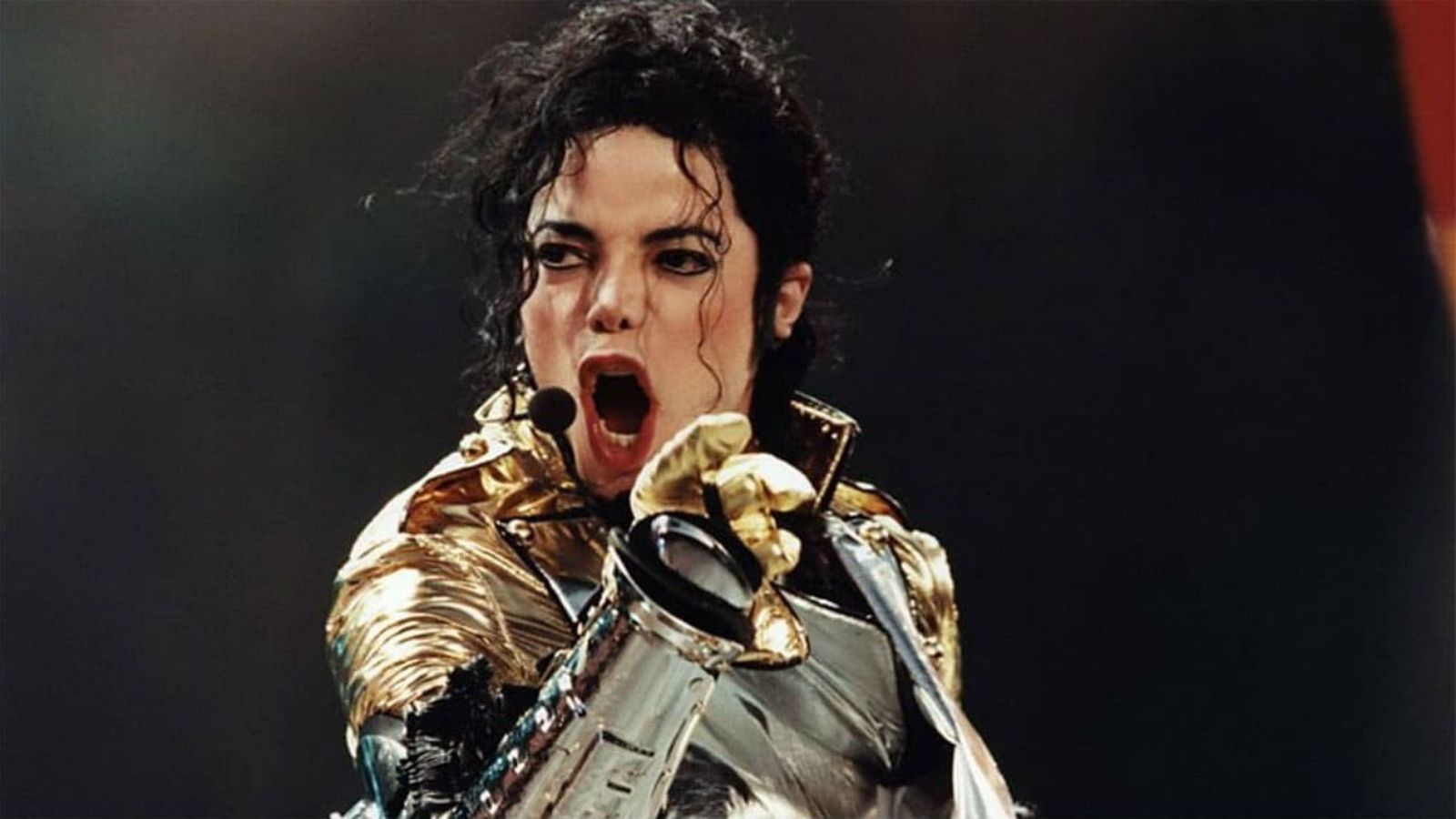 La familia de Michael Jackson declara la guerra a un polémico documental