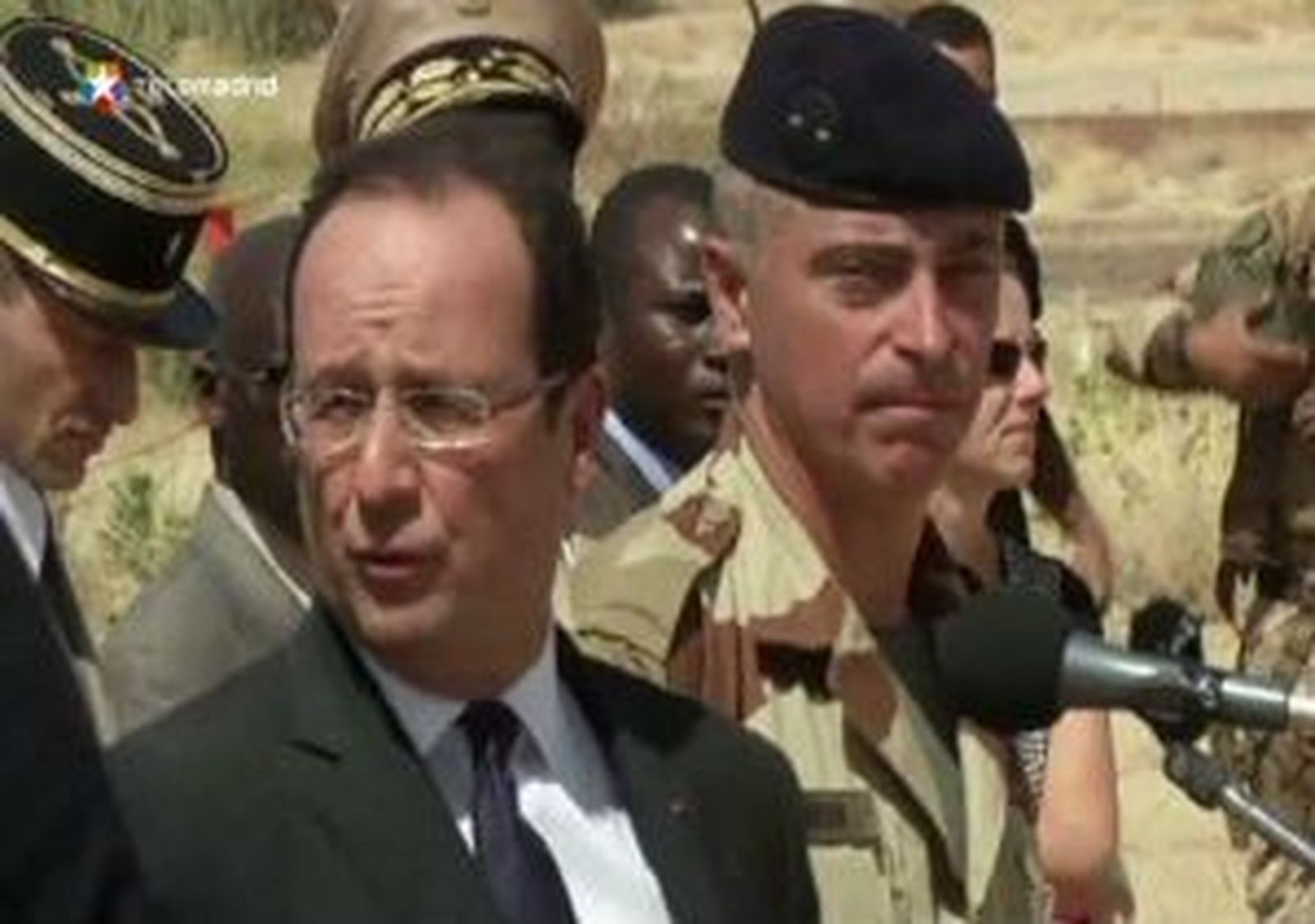 Hollande: "El terrorismo ha sido repelido, expulsado, pero no vencido"