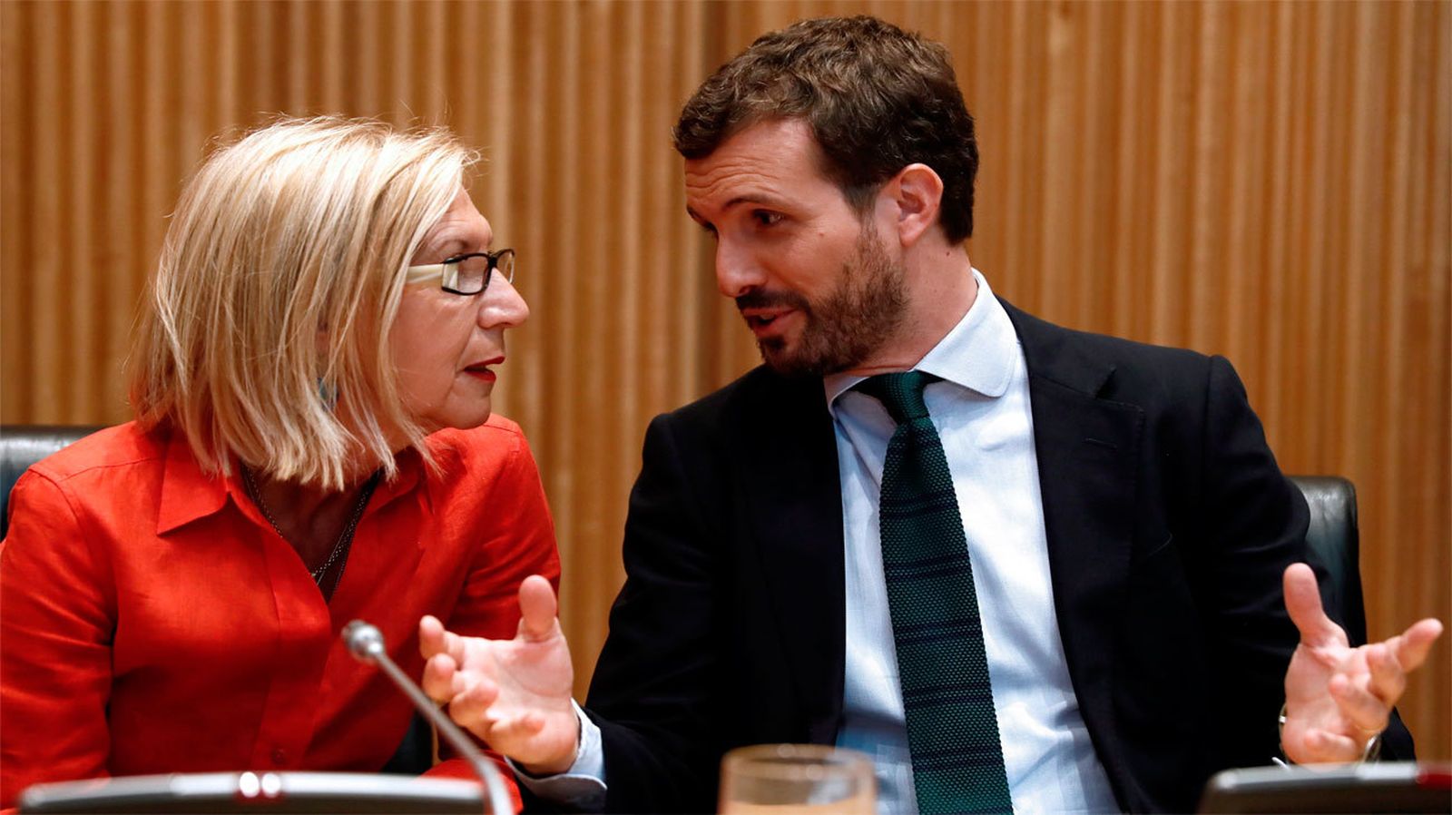 Rosa Díez con Pablo Casado