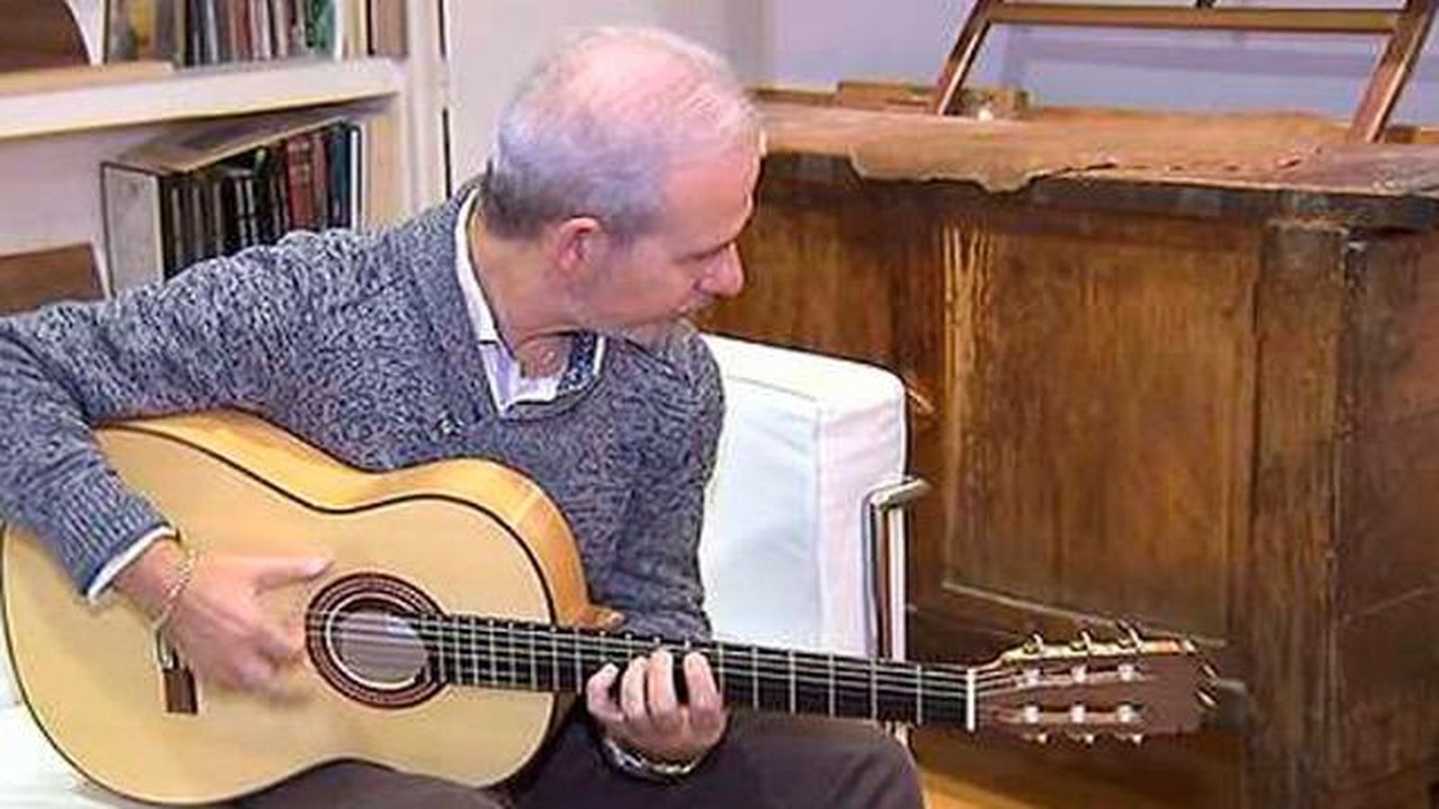 100 años haciendo guitarras