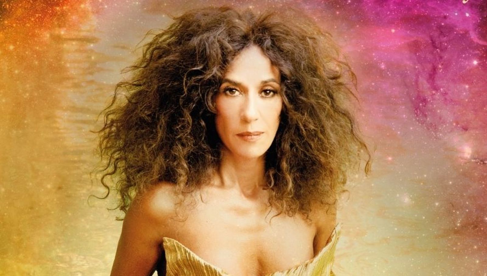 La cantante Rosario Flores