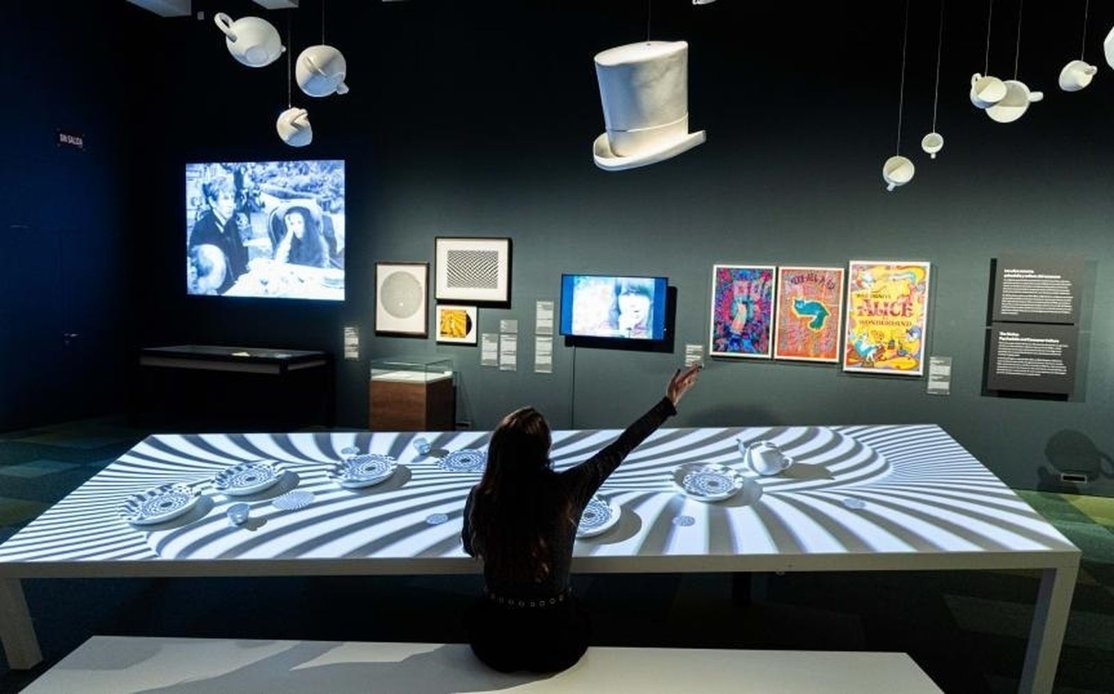 Exposición ‘Los mundos de Alicia. Soñar el país de las maravillas’, en CaixaForum Madrid