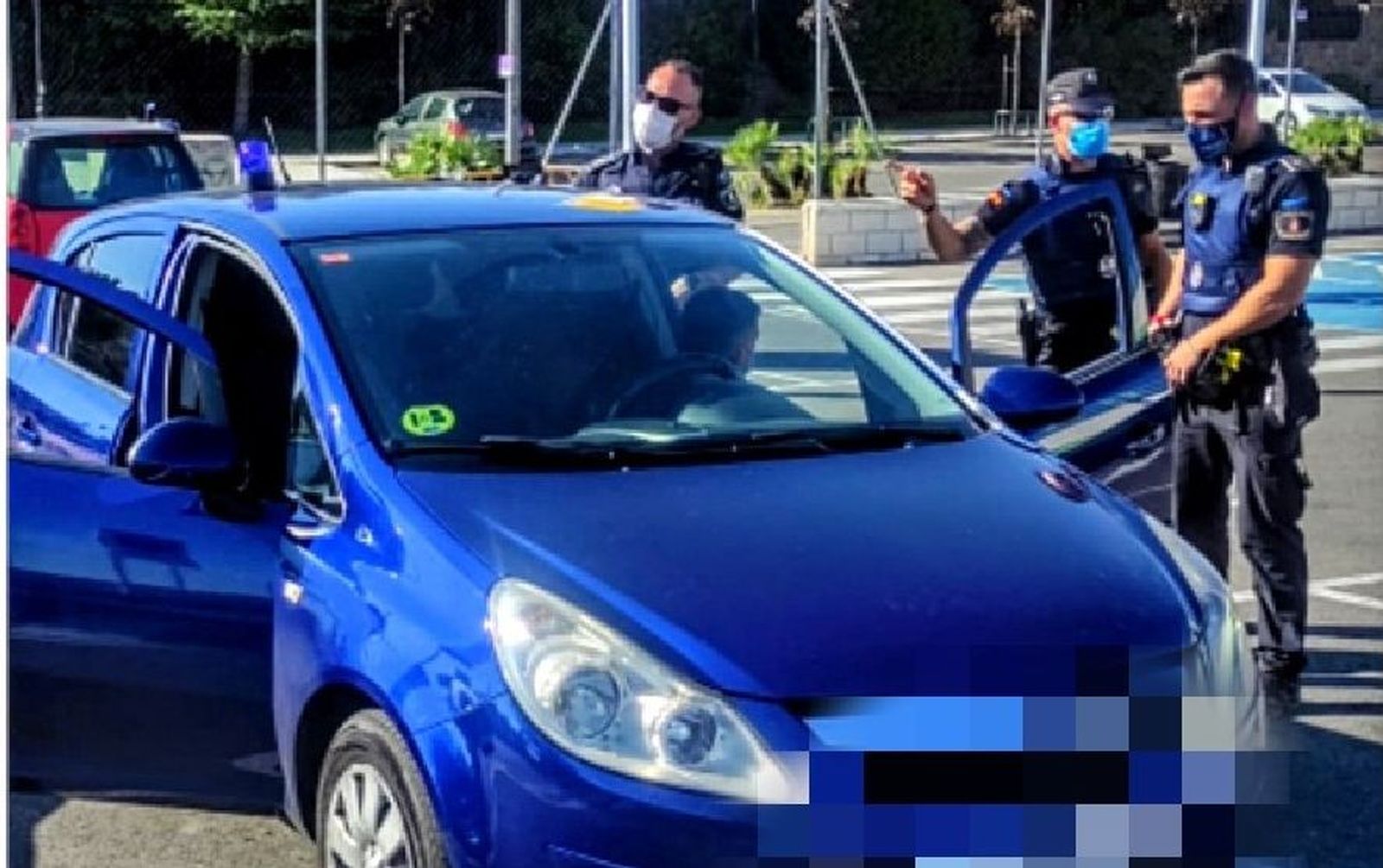 La Policía Local de Arroyomolinos intercepta a unos jóvenes que se hacían pasar por agentes camuflados