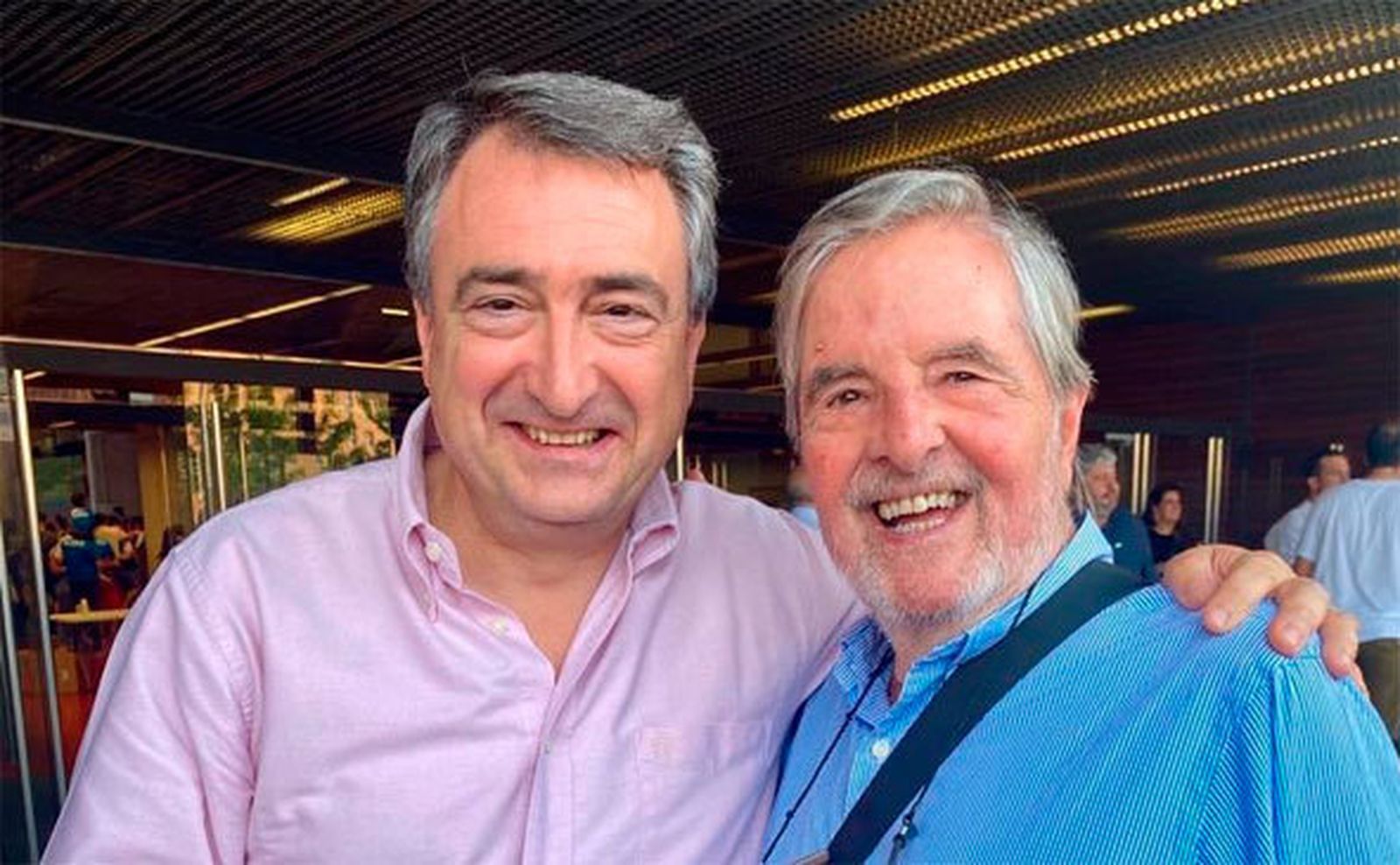 Aitor Esteban (izqd) con Marcos Vizcaya (dcha)