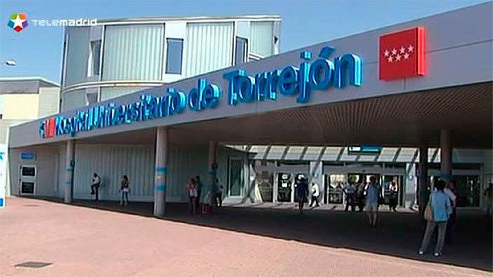 El consejero de Sanidad visita el Hospital deTorrejón en su quinto aniversario