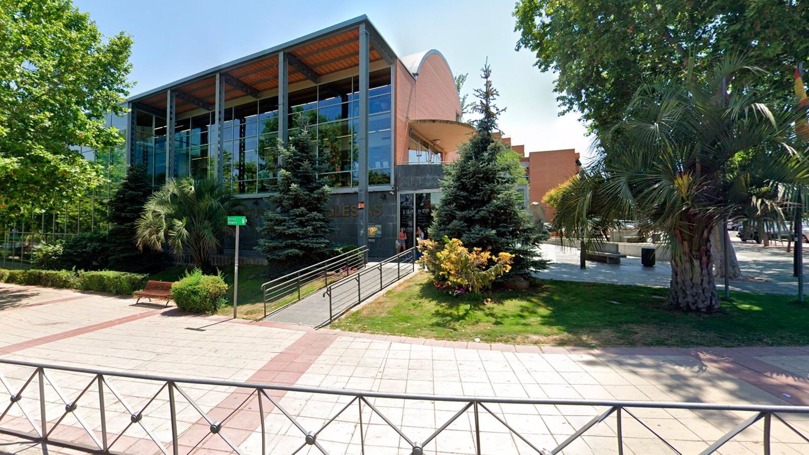 El centro cultural Pablo Iglesias, en Alcobendas