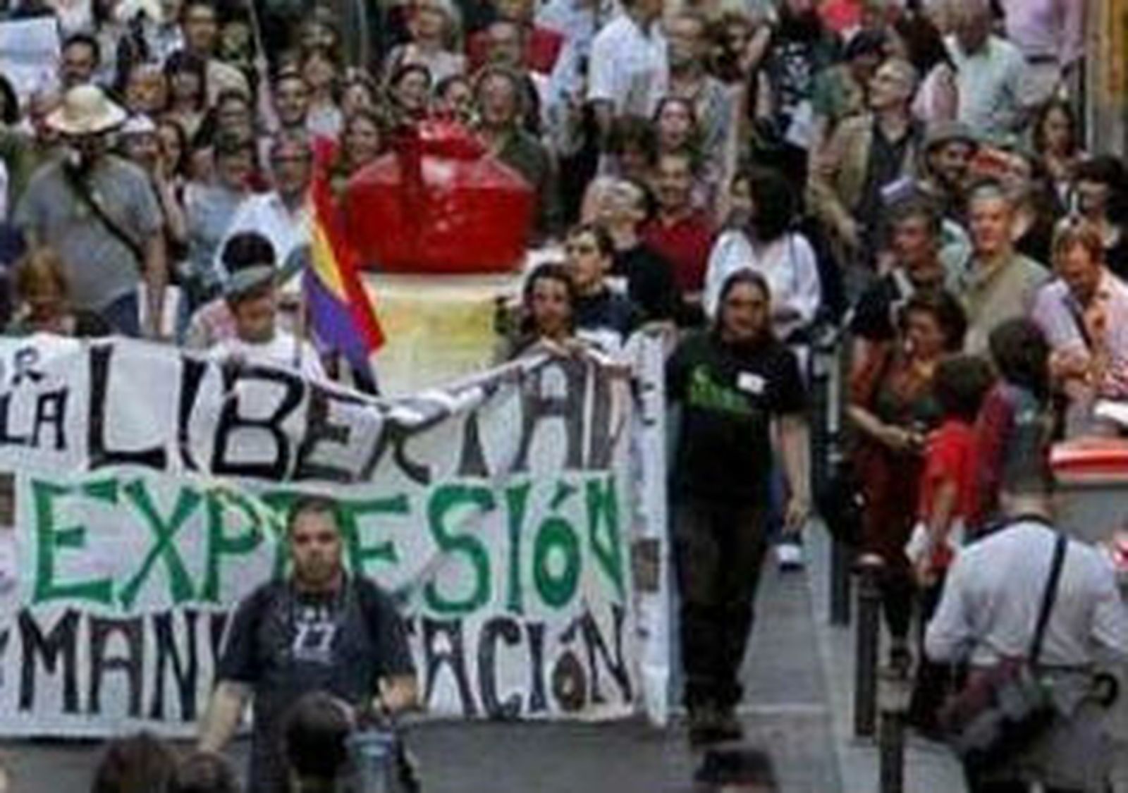 Los ateos desconvocan su marcha y recurrirán ante el Tribunal Superior y el  Constitucional