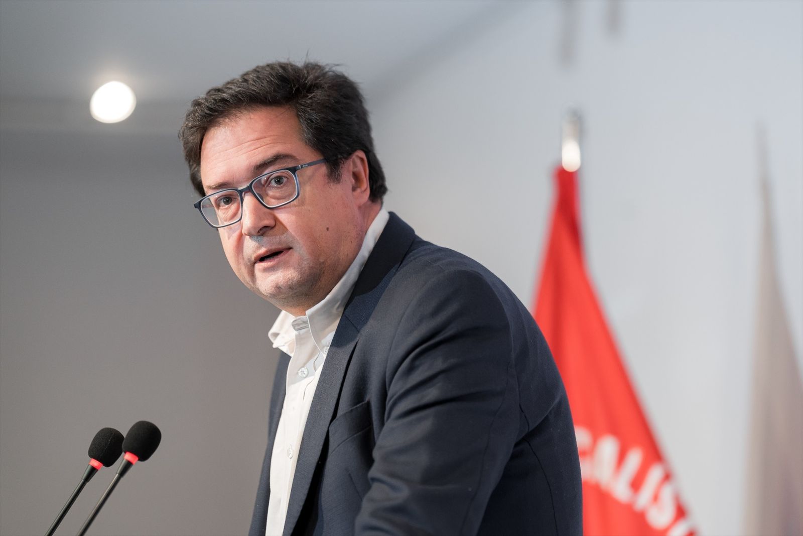 Óscar López