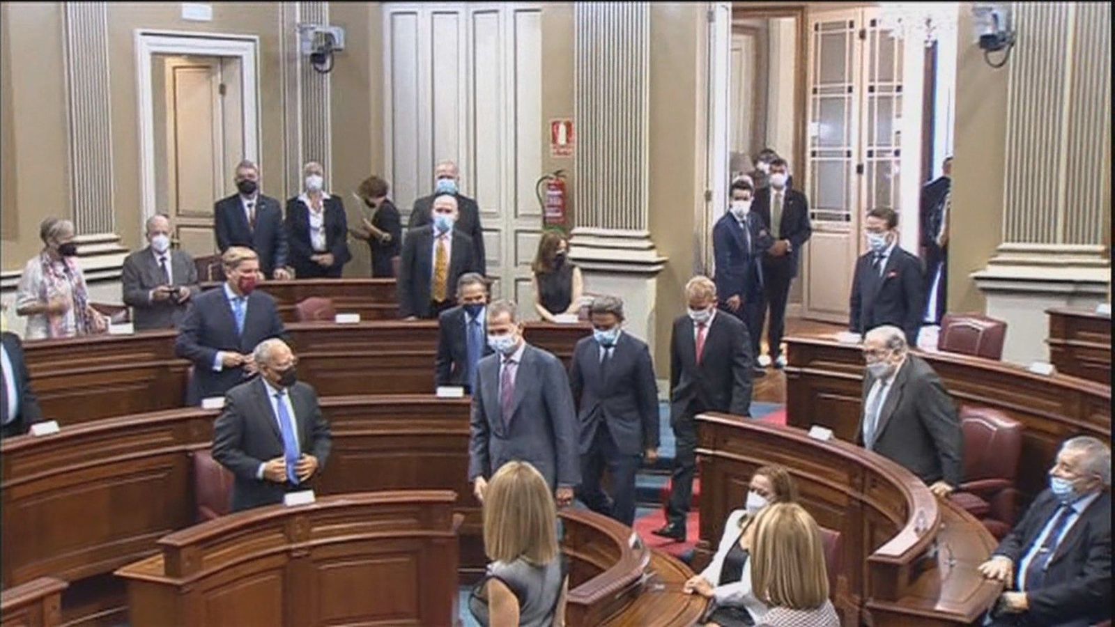 Felipe VI remarca su "cercanía y afecto" a La Palma
