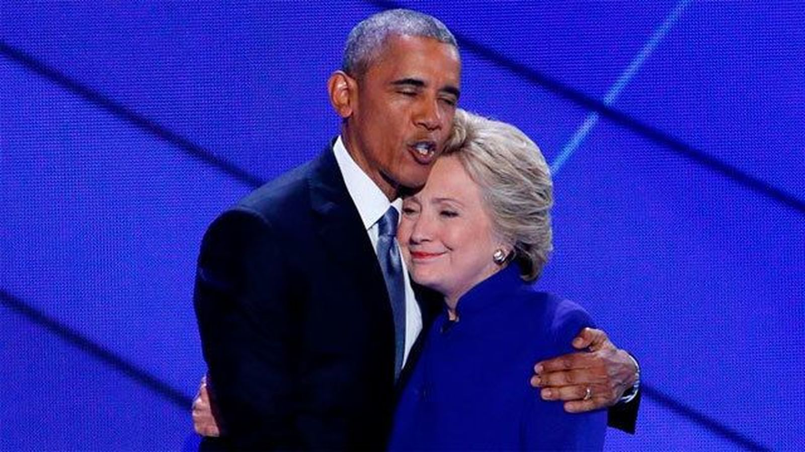 Barak Obama arropa a Hillary Clinton como la candidata de la esperanza
