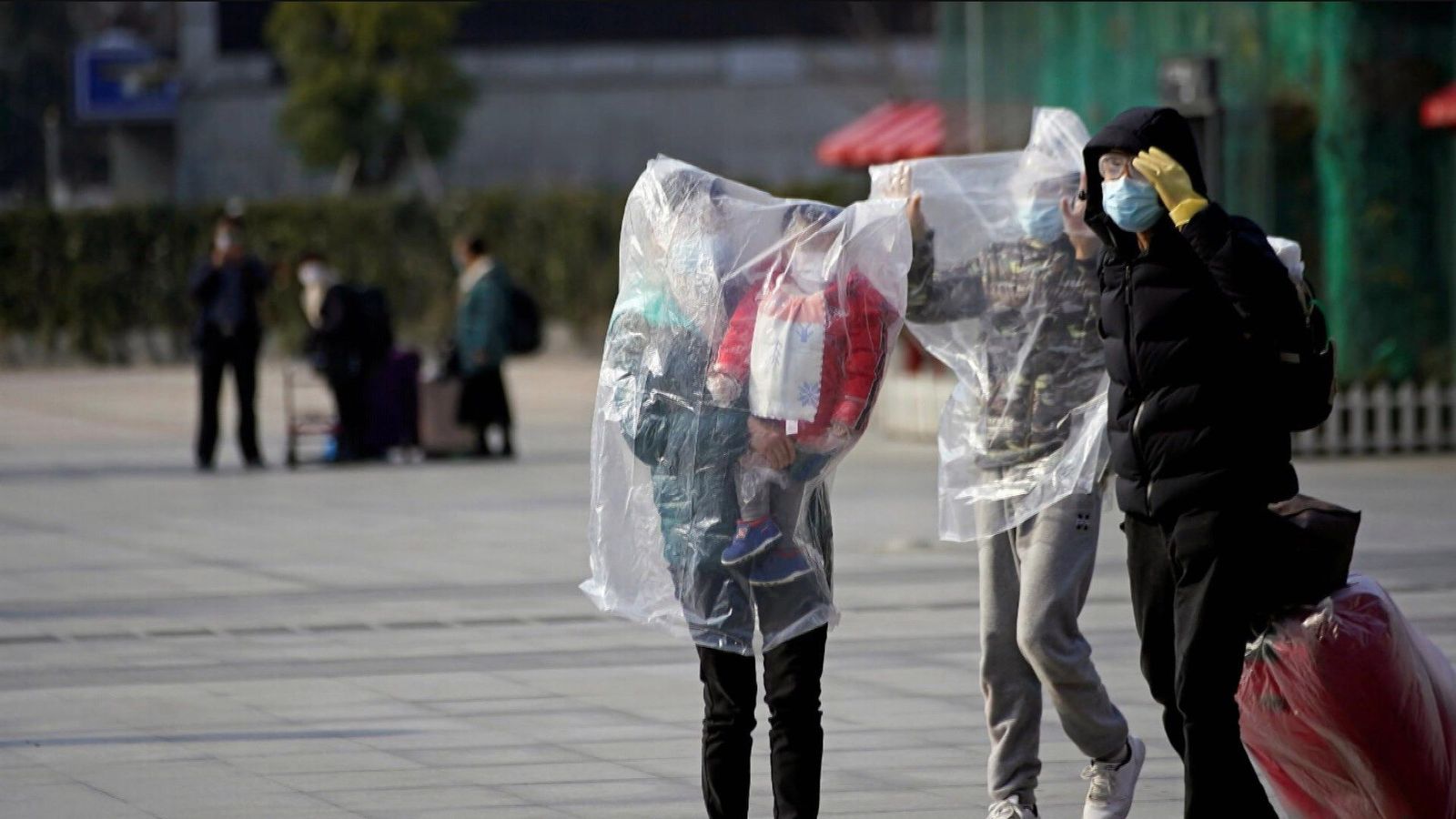 Récord de muertos en un sólo día por el coronavirus que ha paralizado la actividad en China