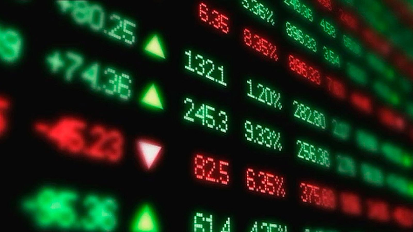La Bolsa española sube el 1,11 % y recupera el nivel de los 8.700 puntos