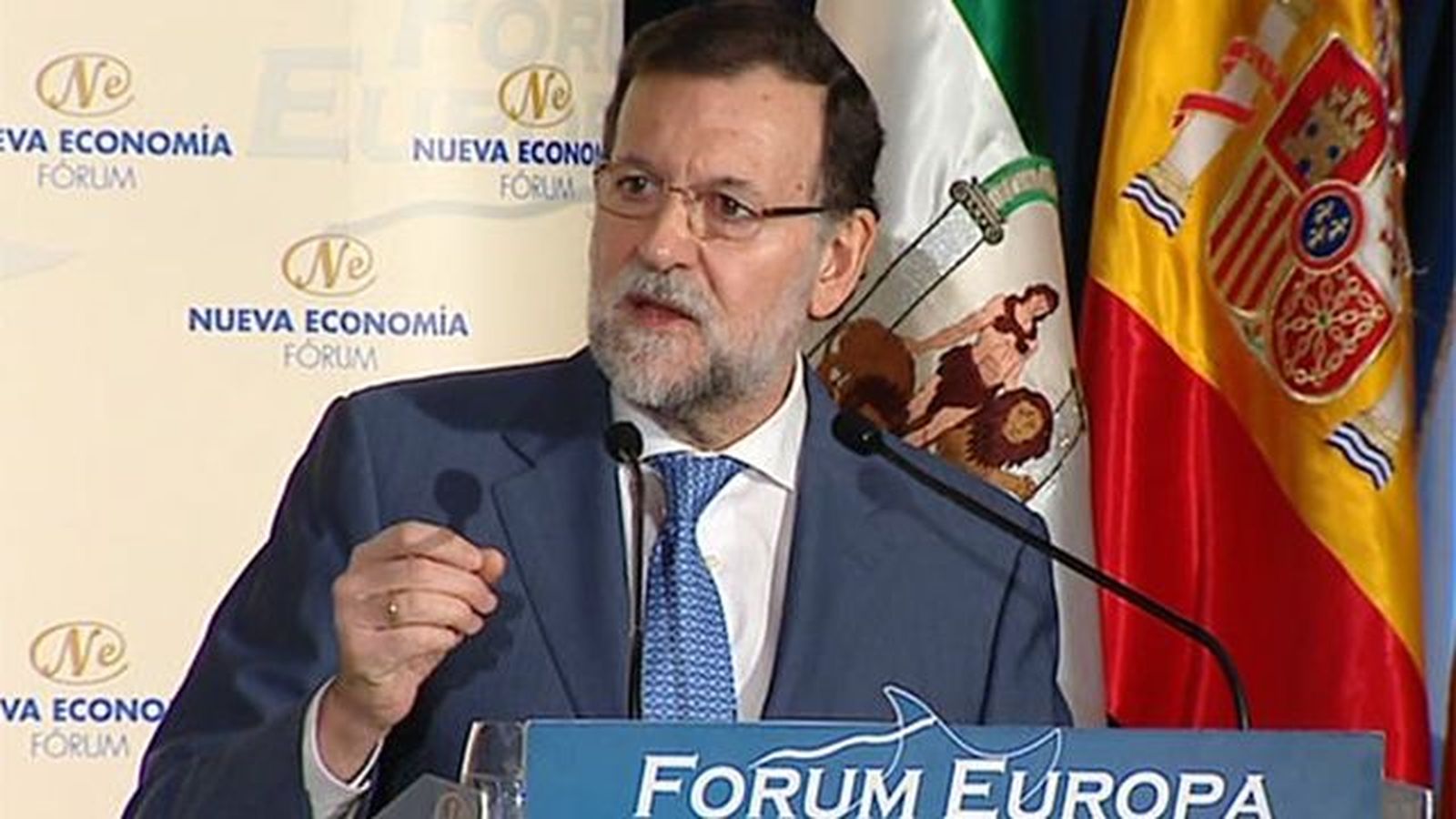 Rajoy acusa a Díaz de "utilizar" Andalucía como "trampolín" para sus intereses