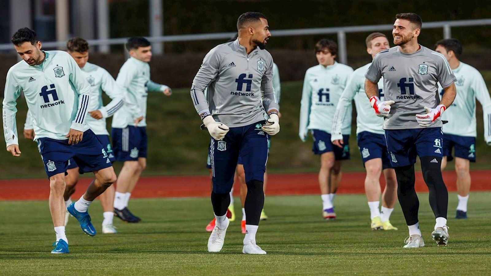 España prepara, con Sergio Ramos, sus tres próximos partidos