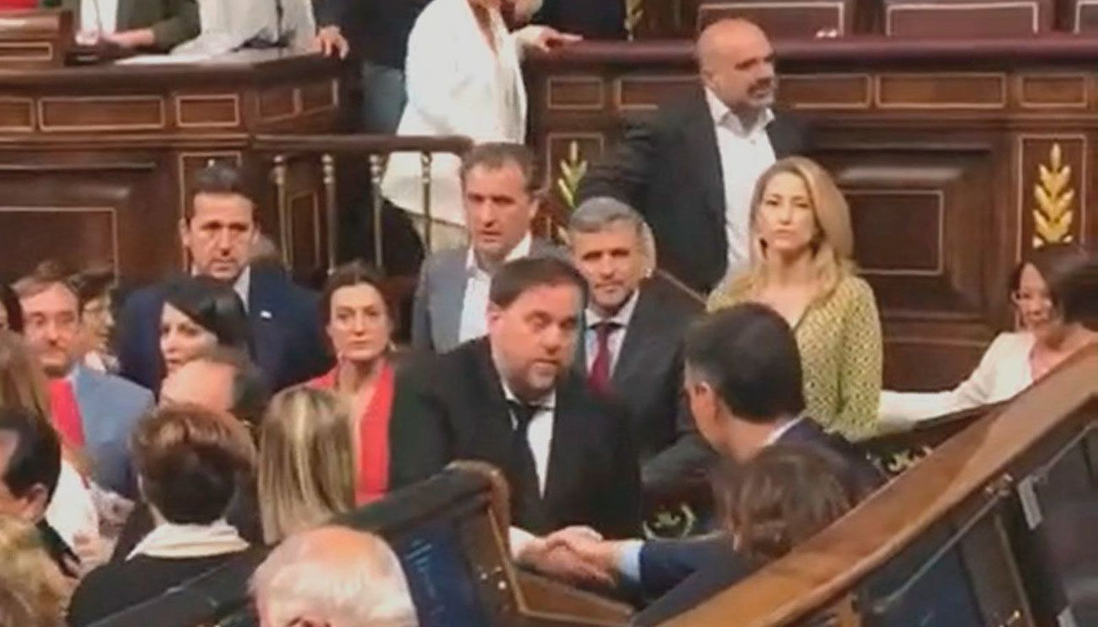 Malversación: Sánchez no se siente aludido, el PP le recuerda su mentira y Page dice que "es para hacérselo mirar"
