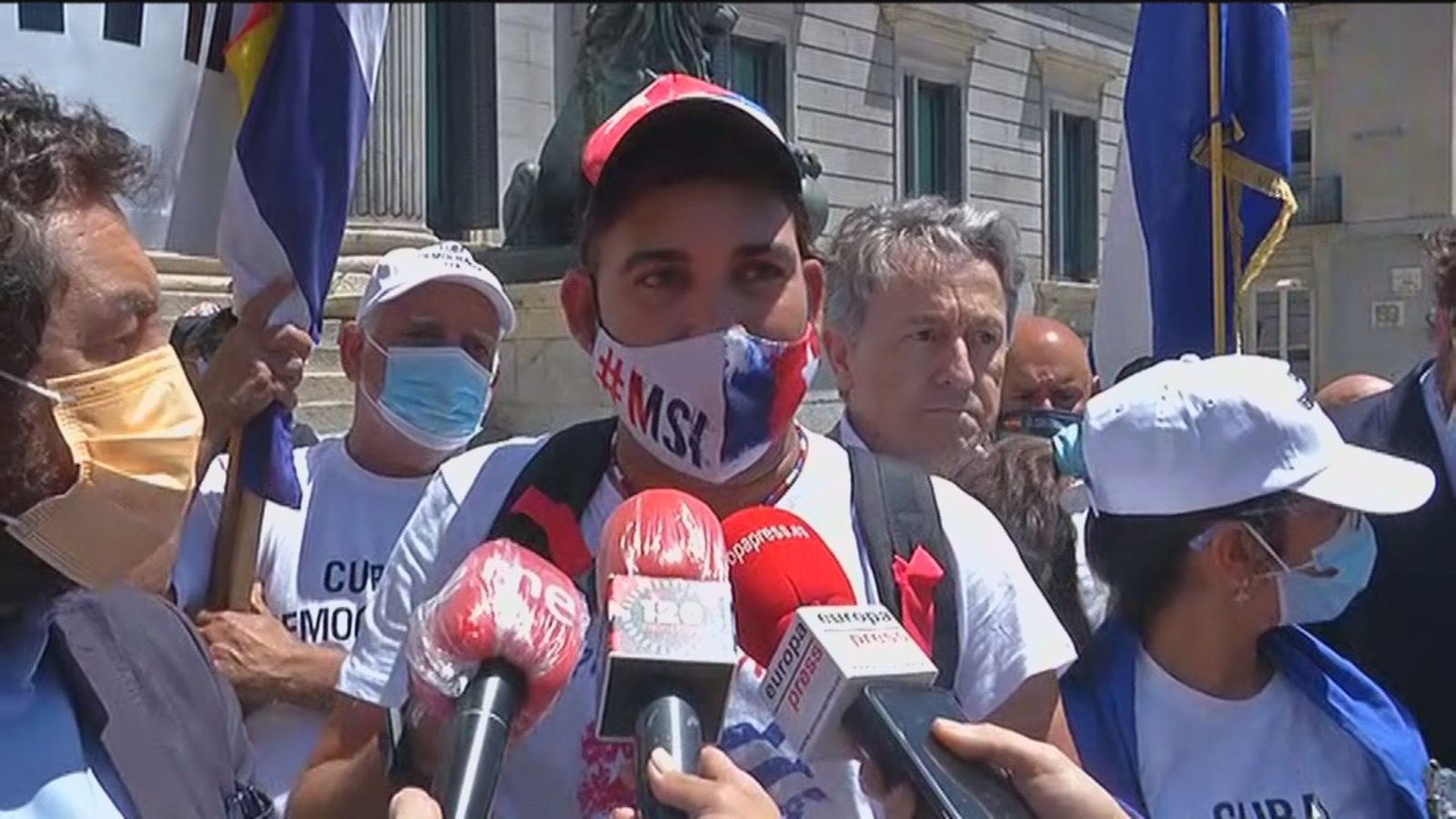 Madrid ofrece a los cubanos las plazas de la capital "para denunciar la dictadura"