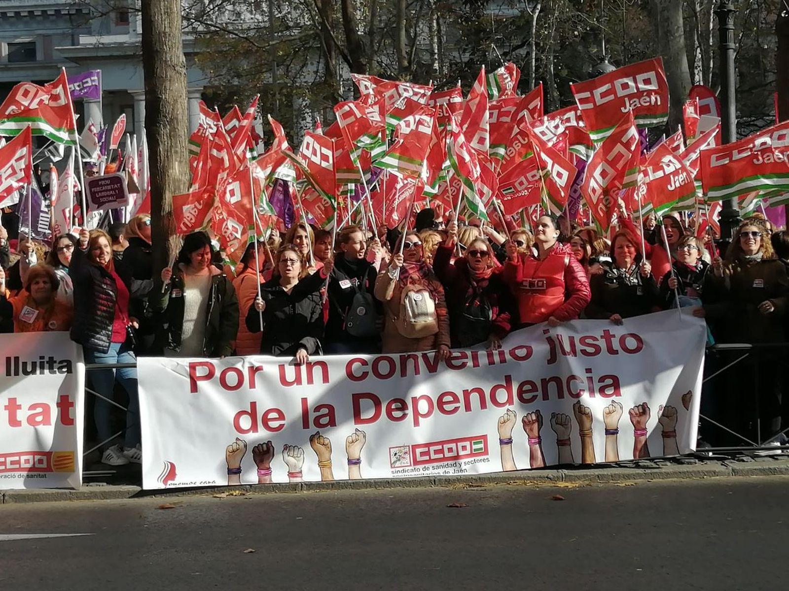 Empleados del sector de la dependencia exigen mejores condiciones laborales
