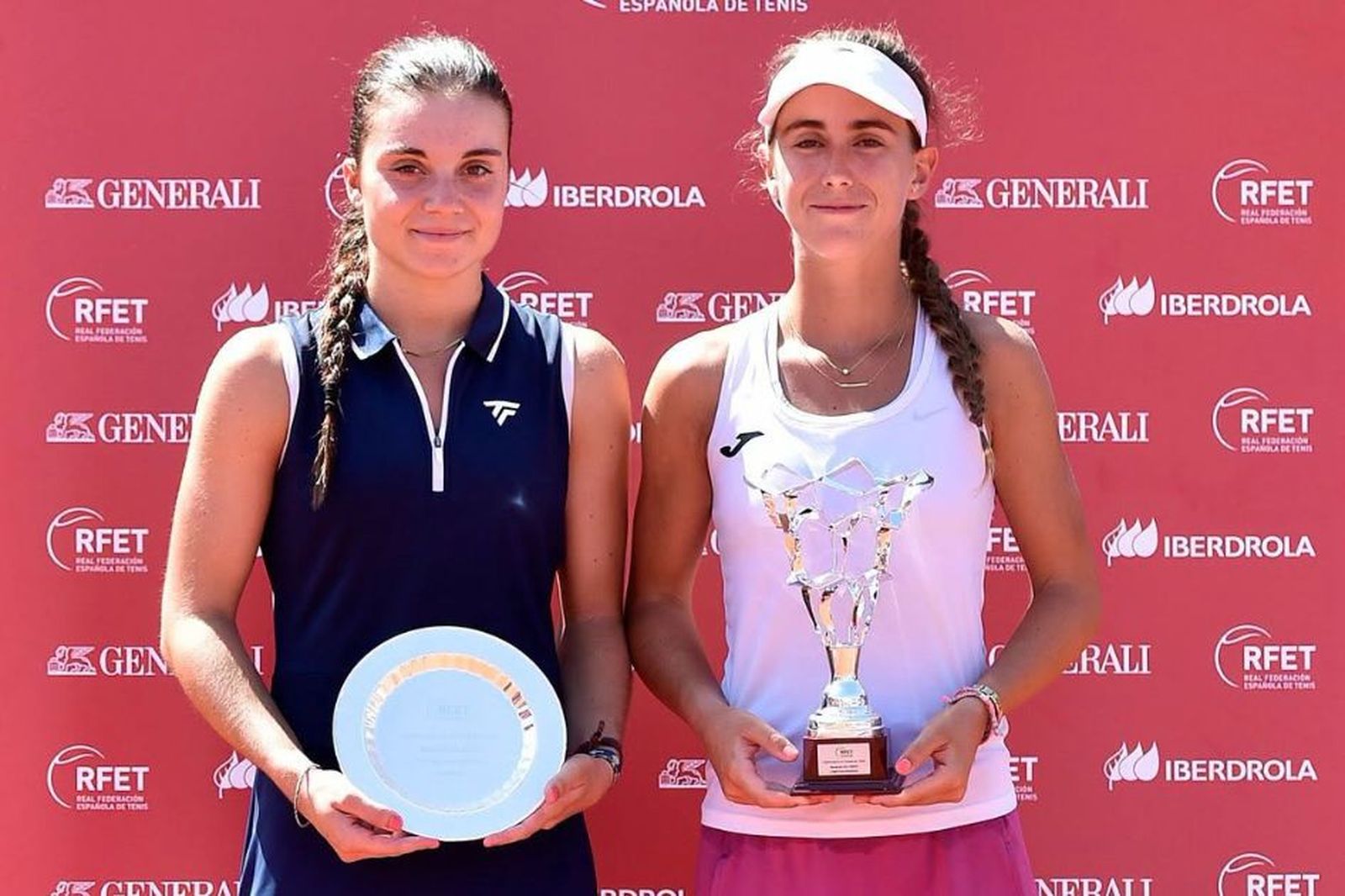 Mireia Sagristá y Adriana Monlleó