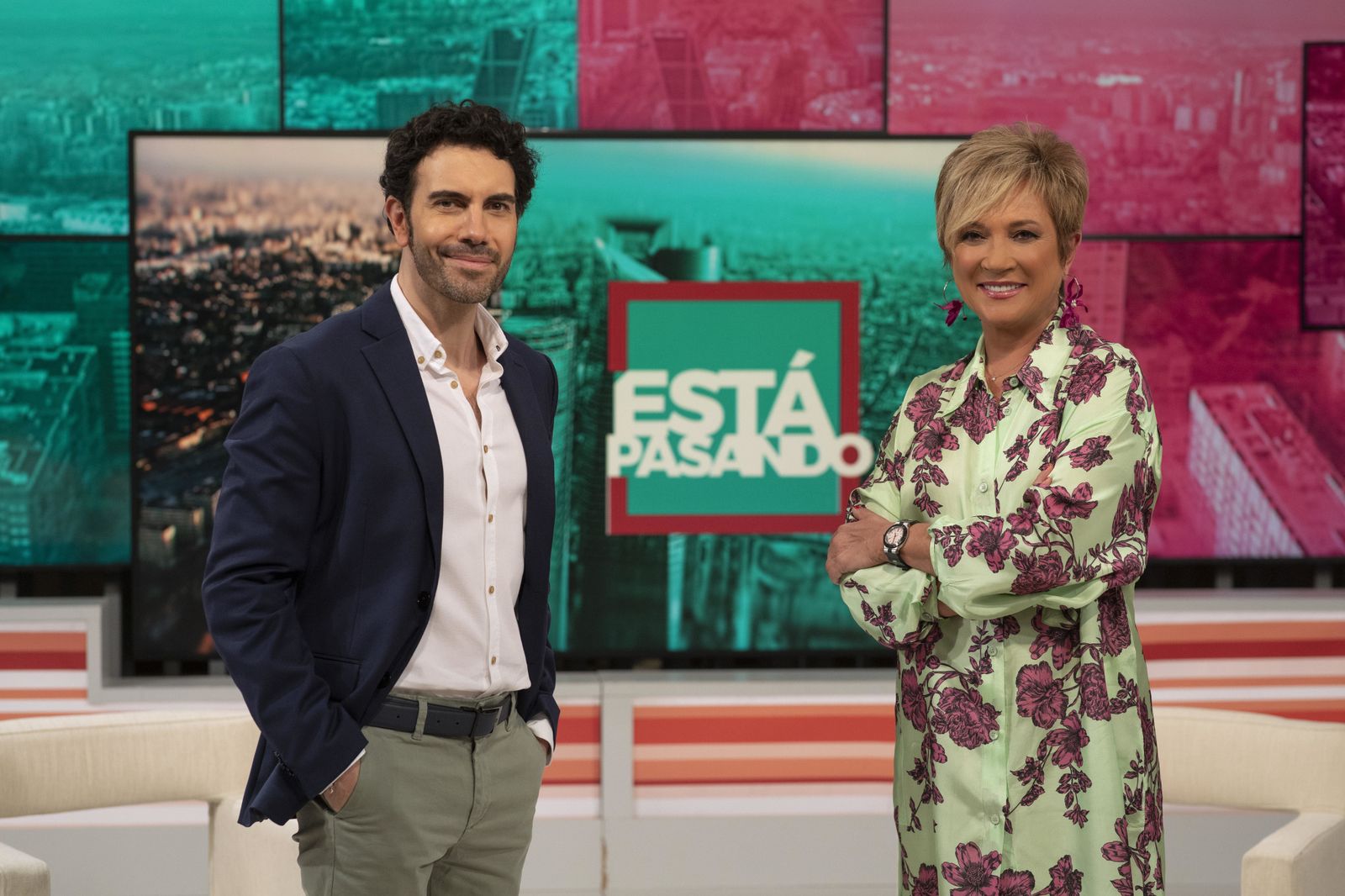 'Está pasando', de lunes a viernes, a las 17.15h.