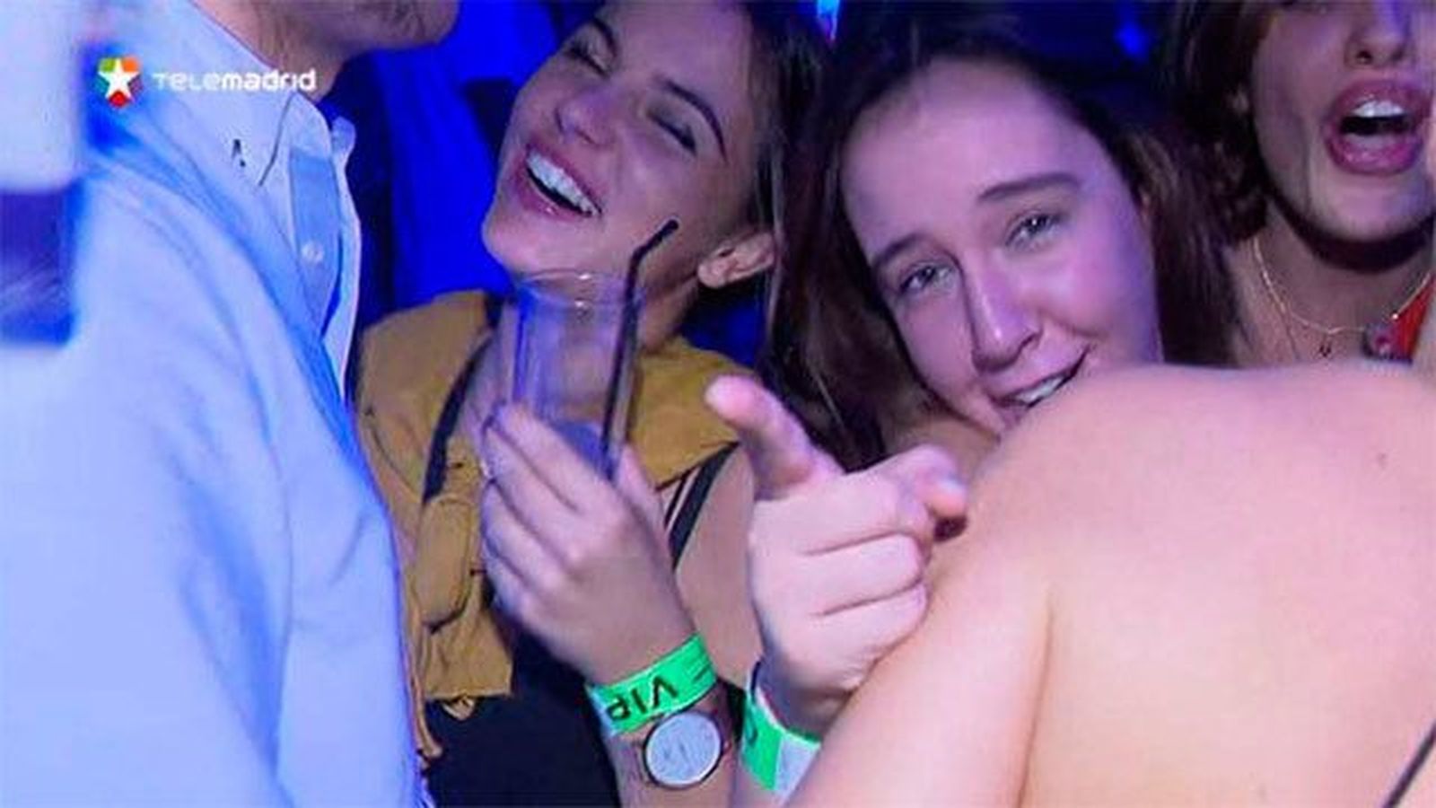 Los jóvenes toman drogas y alcohol cuando salen para "descontrolar"