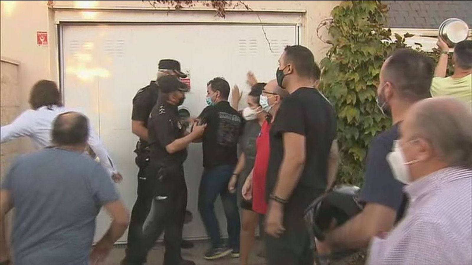 Agentes de Policía Nacional intervienen en Aranjuez ante una ocupación