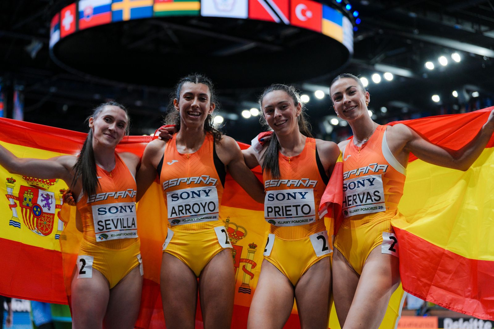 Relevo femenino de 4x400