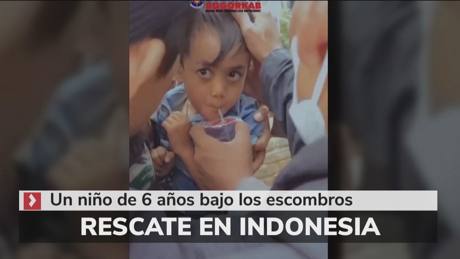 Azka, de 6 años, tras ser rescatado