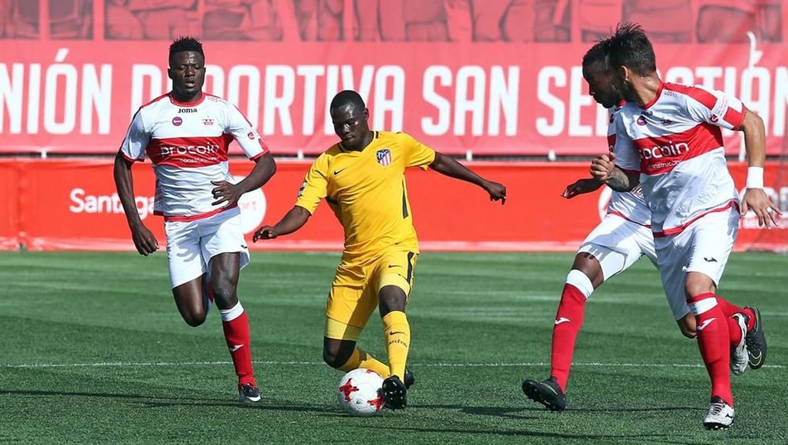 El Sanse defiende el liderato ante el Atlético B en La Otra