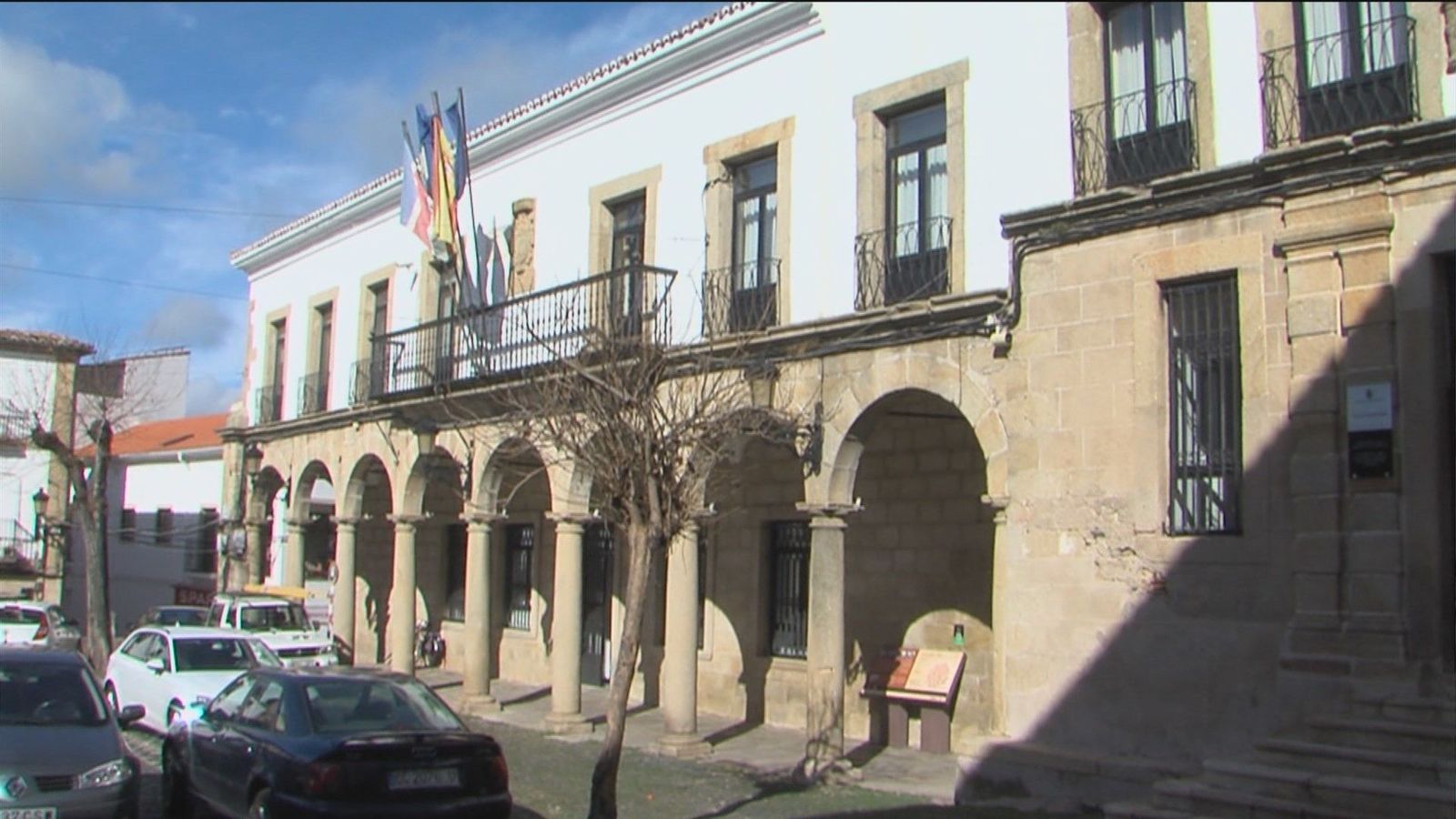 El acusado de matar a su pareja en Valencia de Alcántara permanece en la comandancia de la Guardia Civil de Cáceres