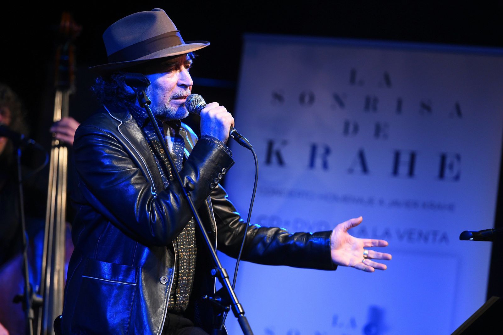 Homenaje a Javier Krahe de la mano de su íntimo Joaquín Sabina