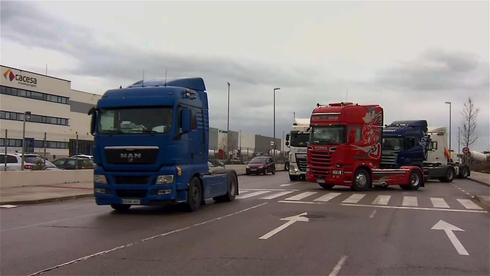 Algunas empresas no pueden secundar la huelga de transportistas