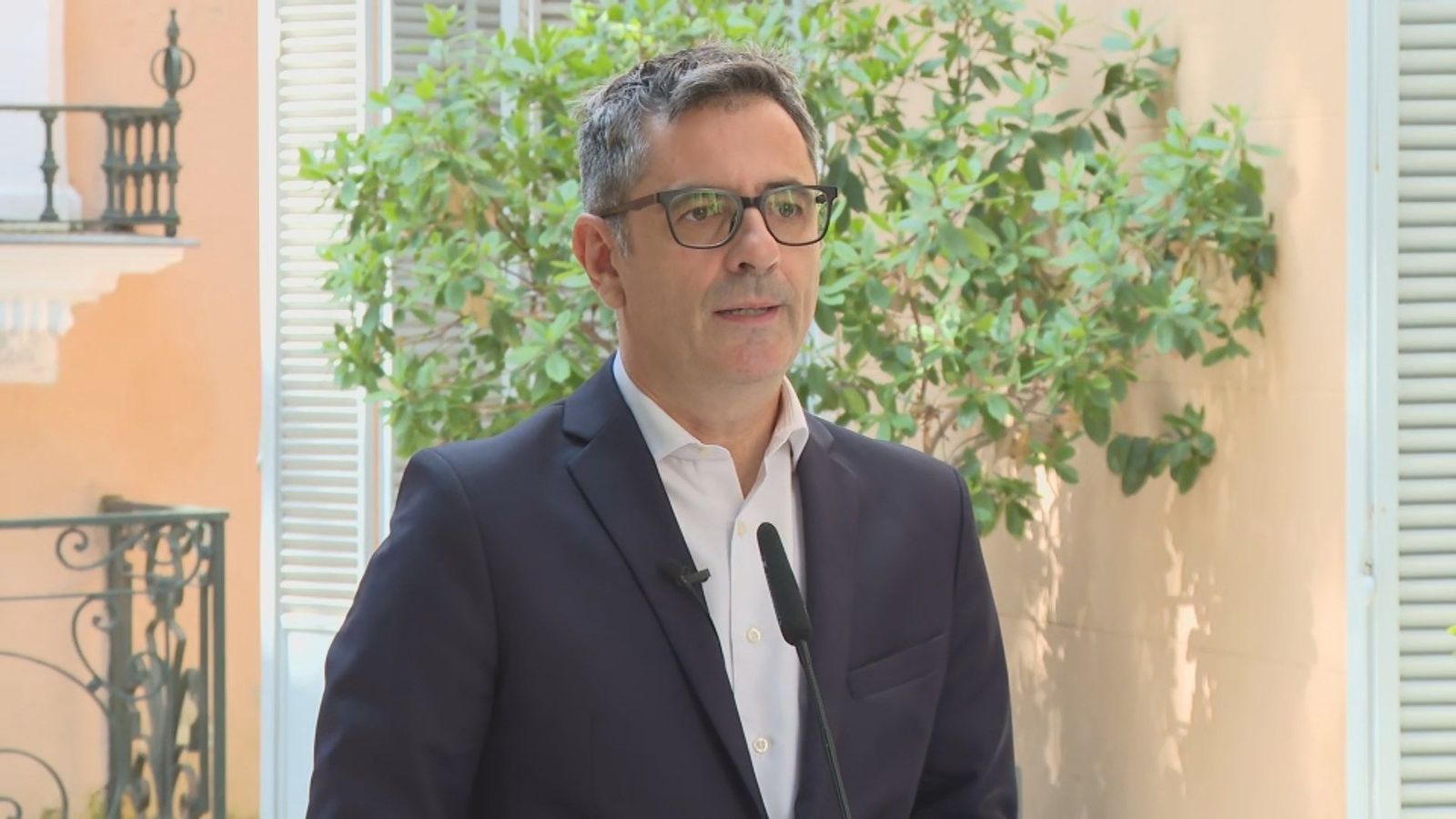 Bolaños defiende que el PSOE "no tapa la corrupción, la extirpa"