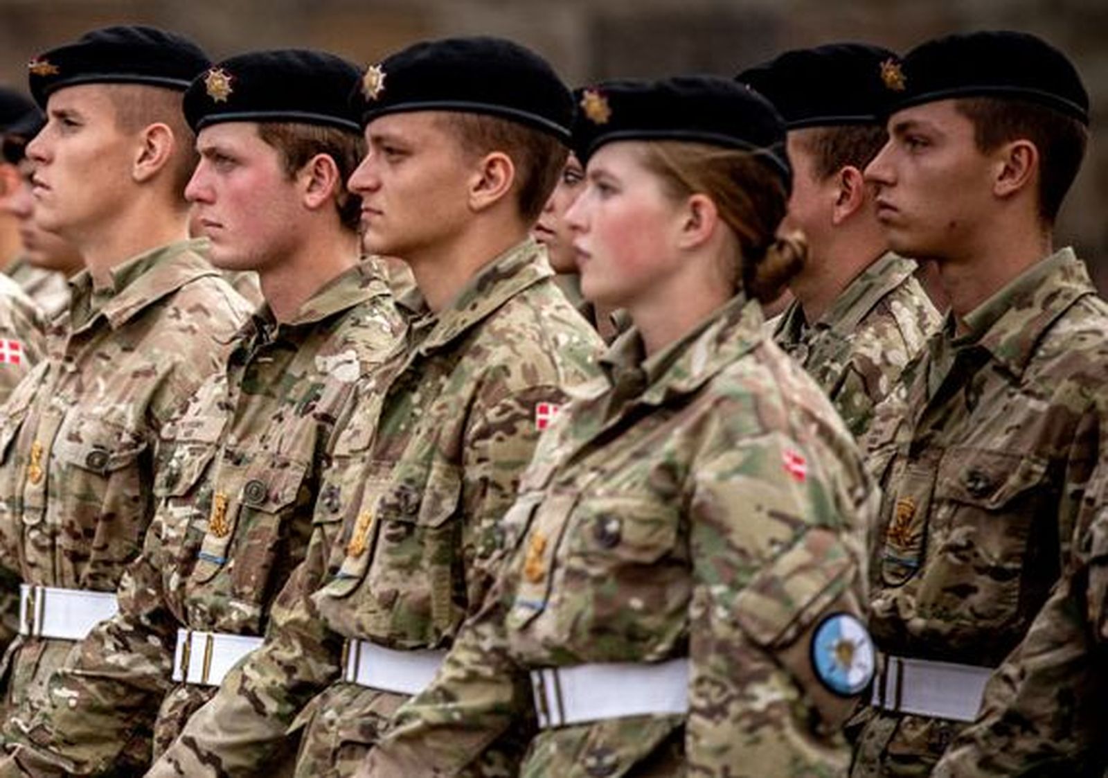 Soldados de Dinamarca en una parada militar