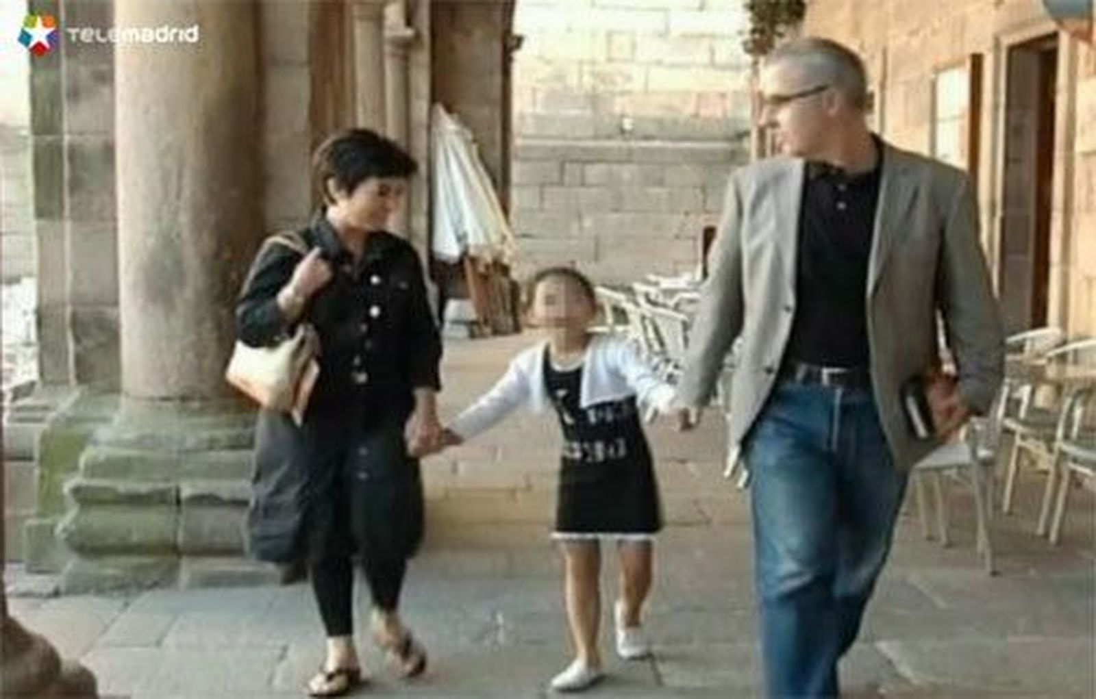 Prisión comunicada y sin fianza para los padres de la niña hallada muerta