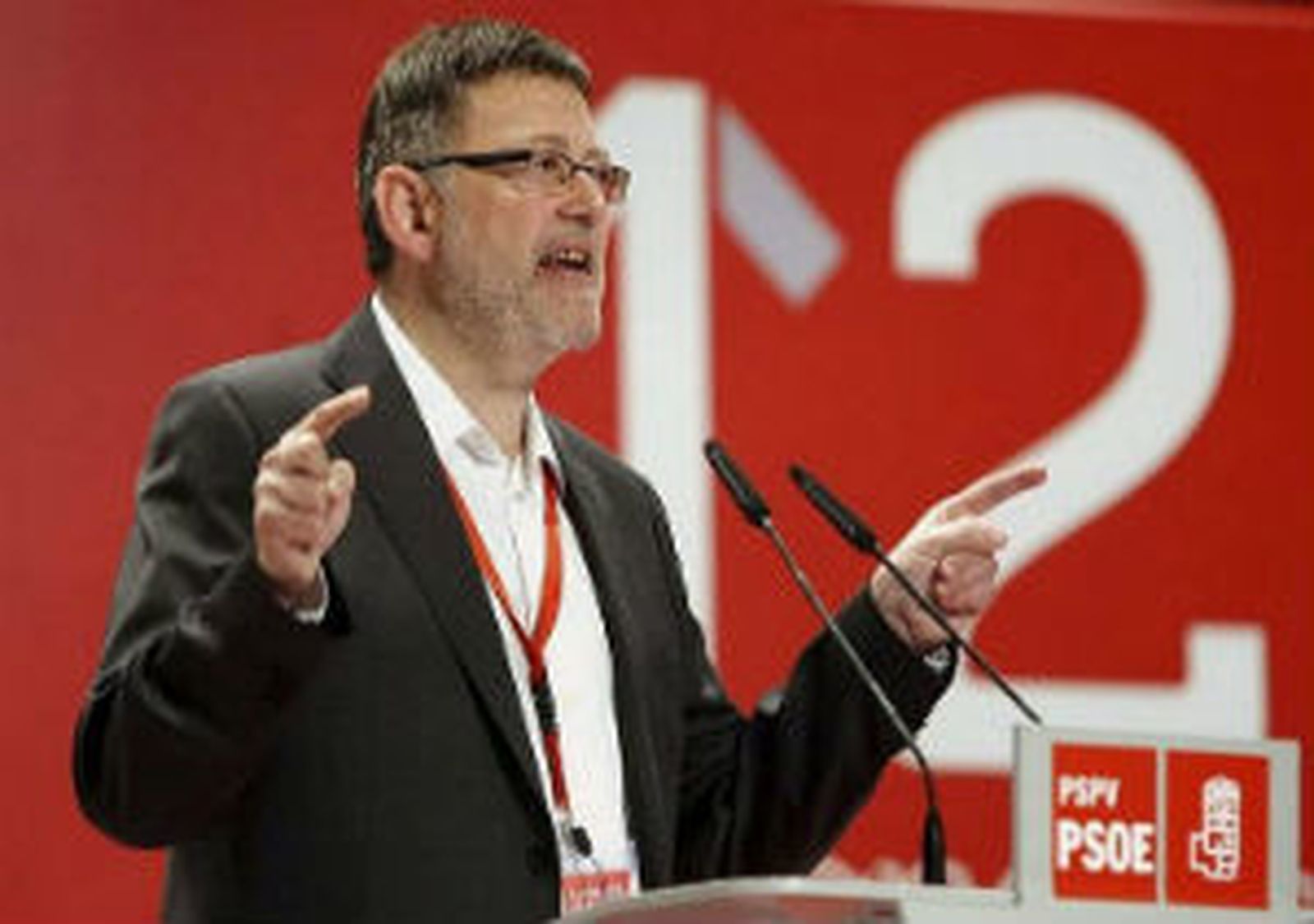 Ximo Puig se impone en las primarias de los socialistas valencianos