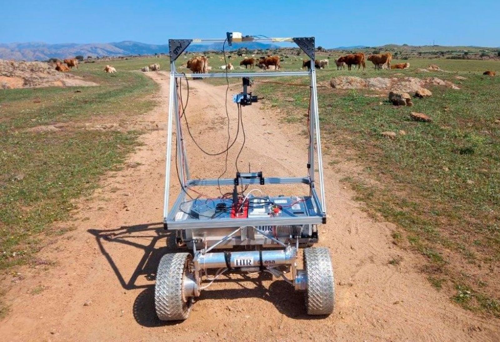 La tecnológica GMV prueba en Colmenar Viejo dos robots para futuras misiones espaciales de la ESA