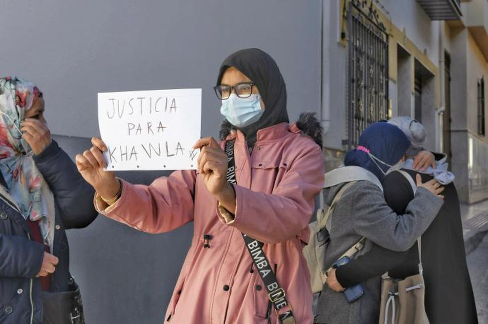 Una mujer pide justicia para la menor asesinada en Jaén