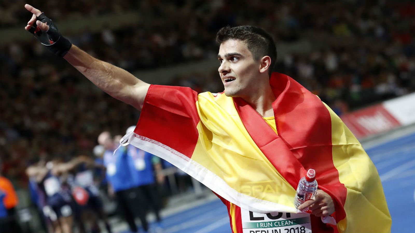 Hortelano "muere" en la recta y España pasa de oro a bronce en 4x400