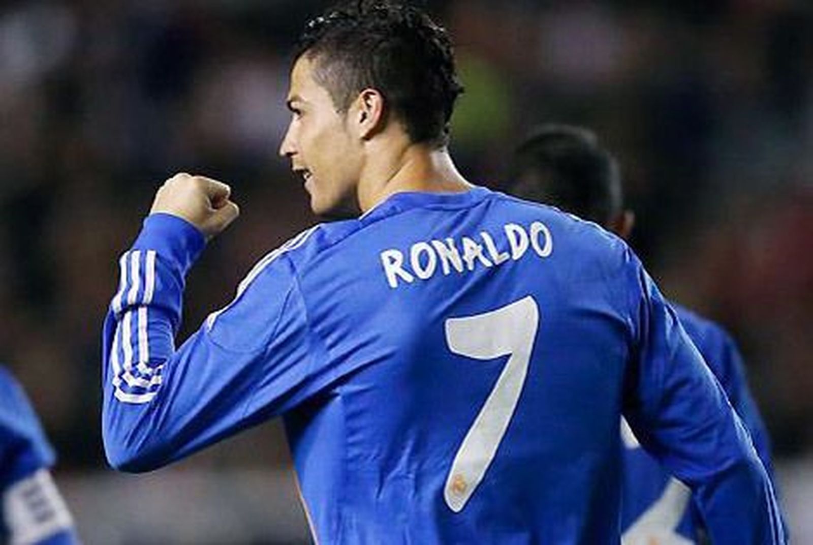 0-5. El Madrid hunde más al Betis y aprieta la Liga