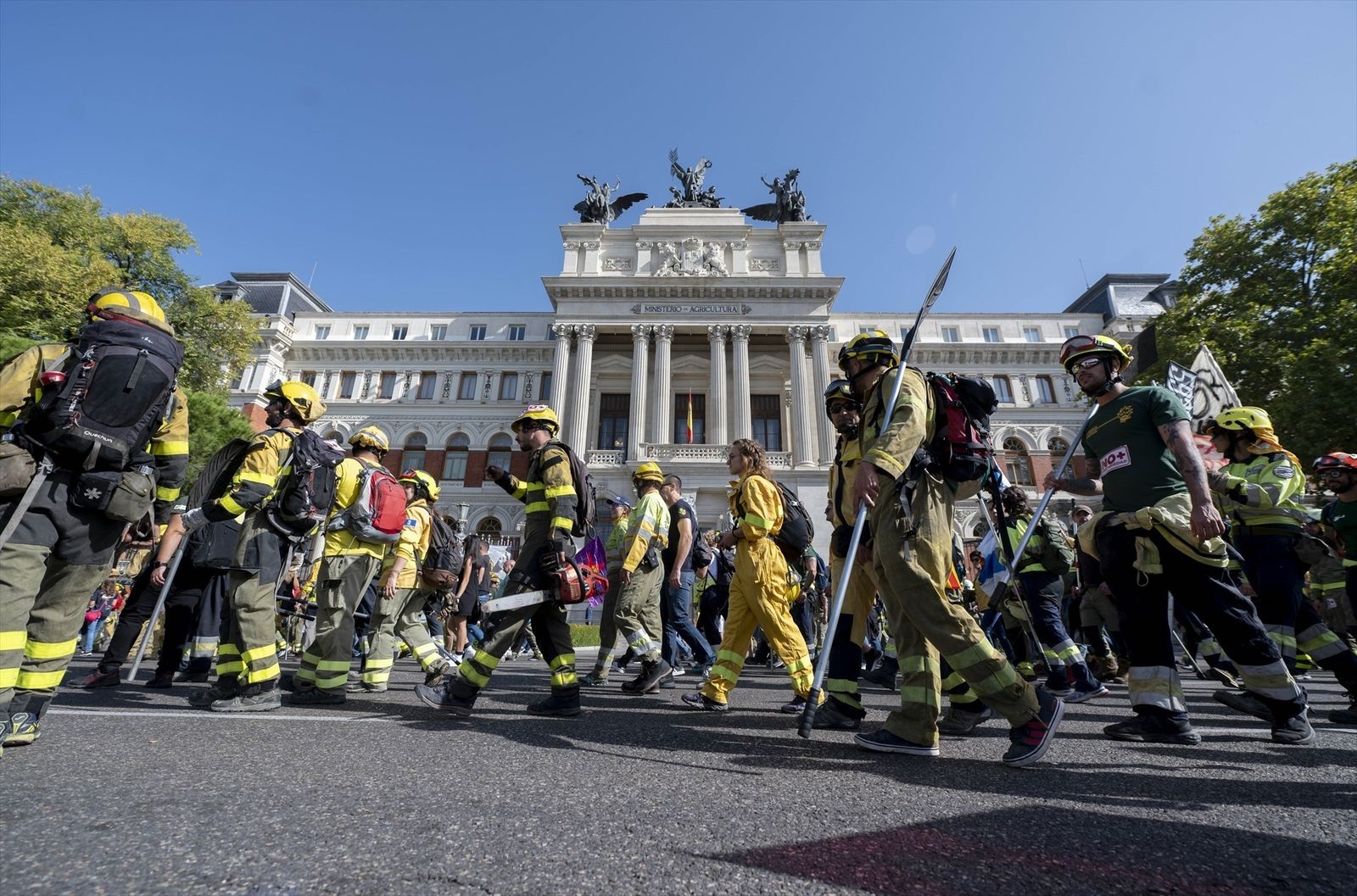 Los bomberos se manifiestan en Madrid este martes para exigir una ley estatal