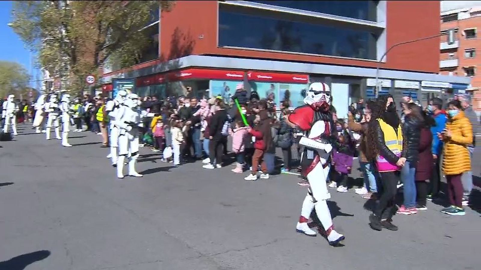 Así han desfilado en Madrid las tropas imperiales de la Legión 501 de Star Wars