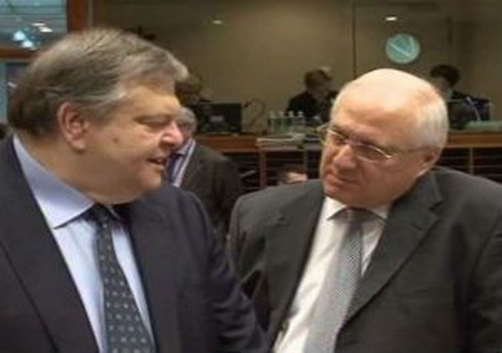 Grecia acude a la reunión del Eurogrupo sin un “sí” a los recortes en pensiones