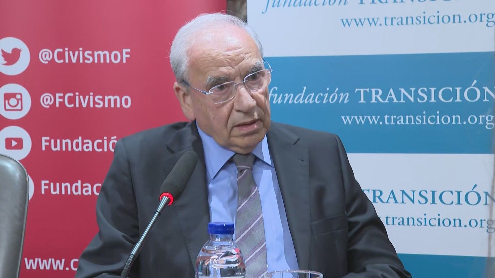Alfonso Guerra reivindica la Transición y la Constitución y reivindica su legado de convivencia y prosperidad