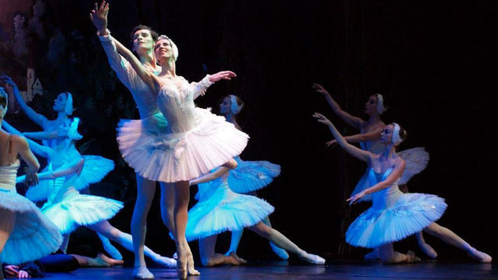 'El Lago de los cisnes' en el Teatro de la Luz Phillips Gran Vía